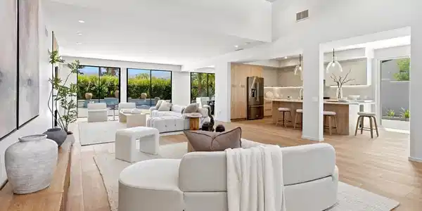 71121 Sunny Lane