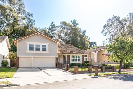 20892 Avenida Amapola