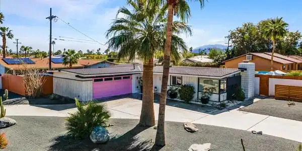 2025 E Francis Drive