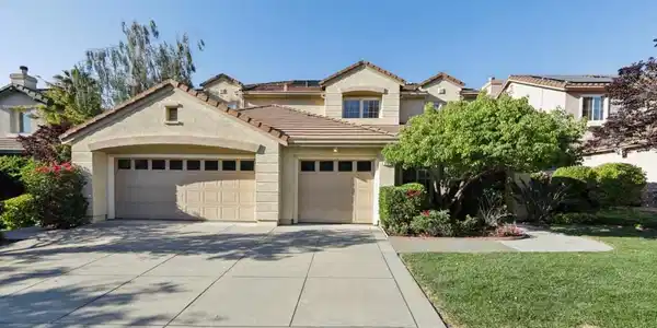 5761 Capilano Drive