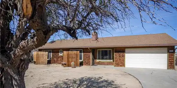 63542 Jadeite Street