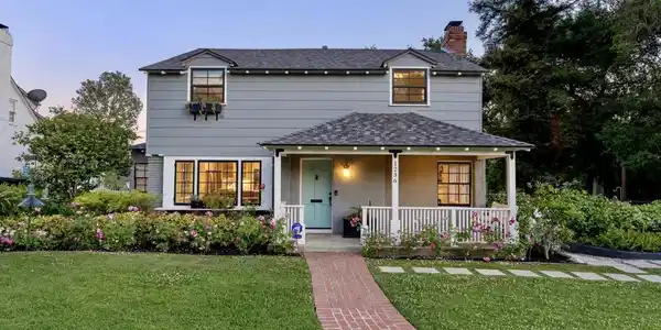 1236 New York Drive