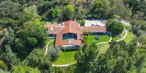 188 Pinecrest Road