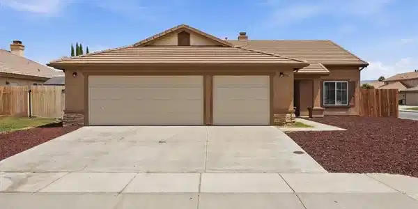 4770 Thistle Creek