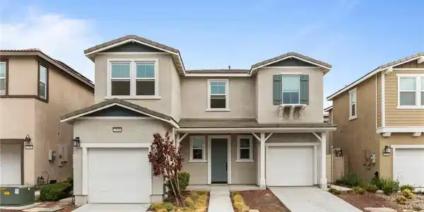 2960 E Merritt Paseo