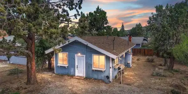 2165 3rd