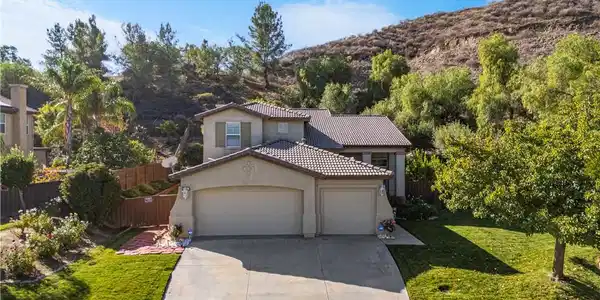 946 Harvest Drive