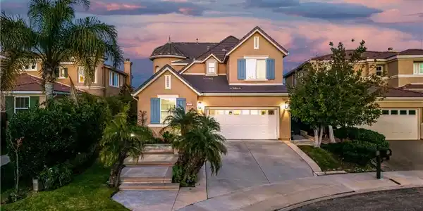 20701 Mopena