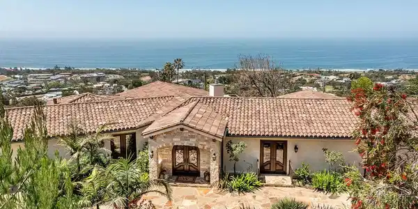 5427 Horizon Drive