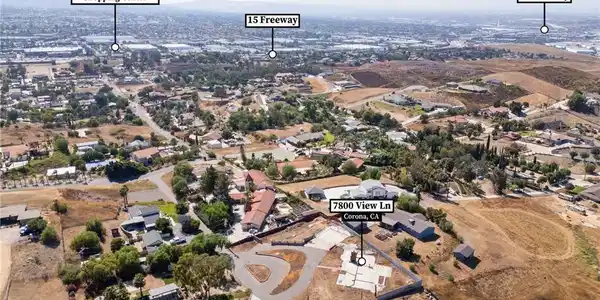 7800 View Lane