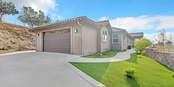 352 Sneath Way