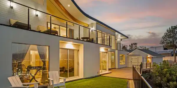 3631 Sunswept Drive