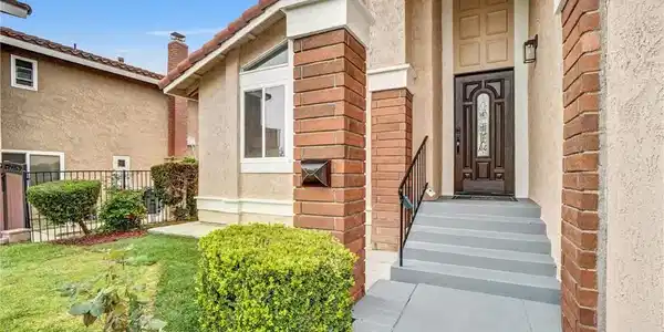 6631 E Princeton