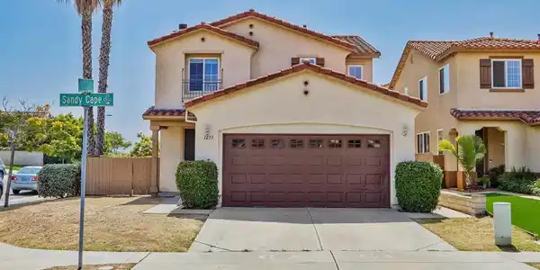1233 Sandy Cape Court