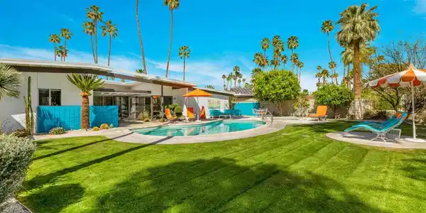 5289 E Lakeside Drive