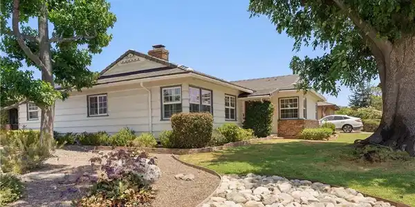 903 E Dalton