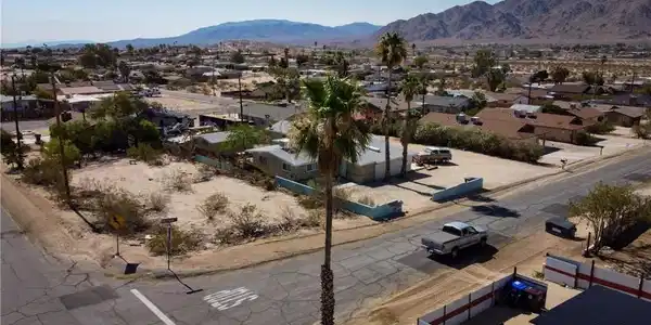 703 Sunnyslope Drive