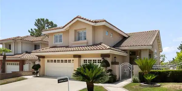 405 S Laureltree Drive
