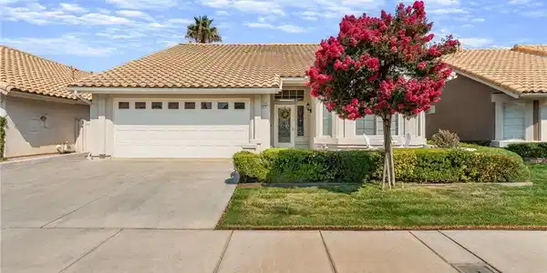 1173 Fairway Oaks Avenue