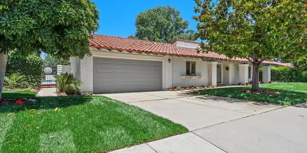 2257 Glastonbury Road
