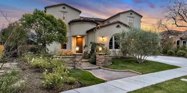 6894 Copper Creek Place