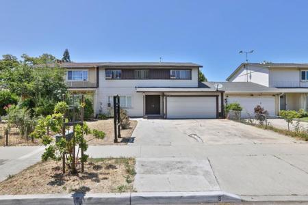 1269 Holly Hill Drive