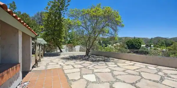 3316 Del Charro Rd