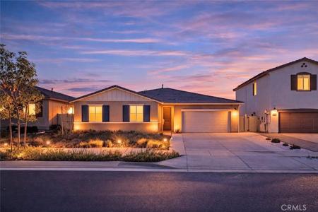 1001 Pomelo Ave.