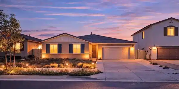 1001 Pomelo Ave.