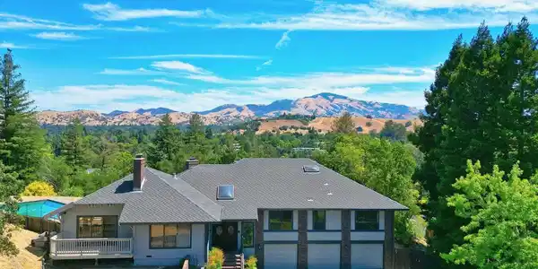 36 Candlewood Place