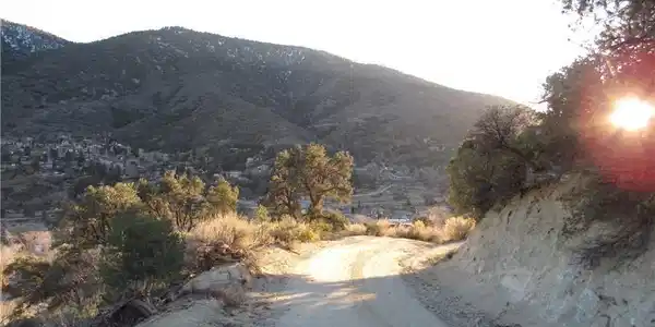 0 259-033-09-00-3 San Fernando Trail