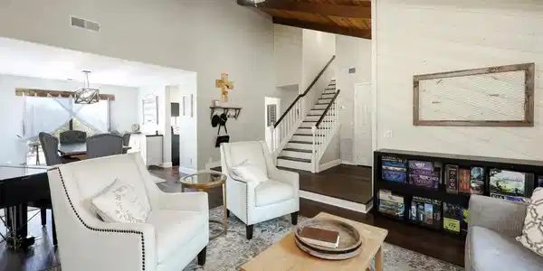 2129 Avenida Del Cielo