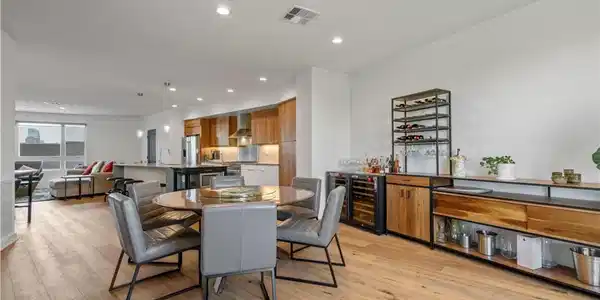 1029 White Knoll Drive