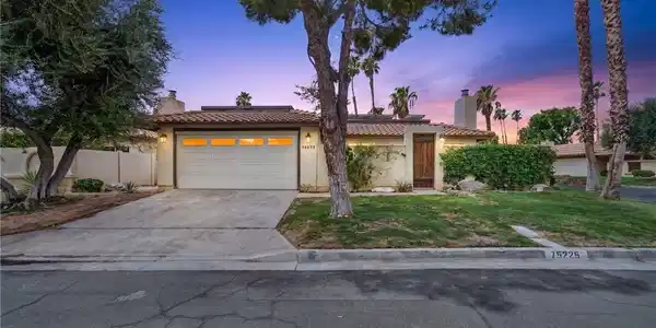 75225 Vista Corona