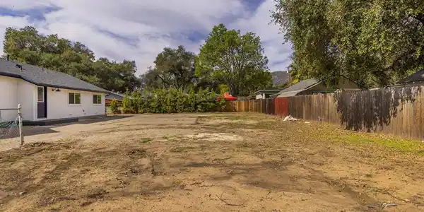 0 S Pueblo Avenue