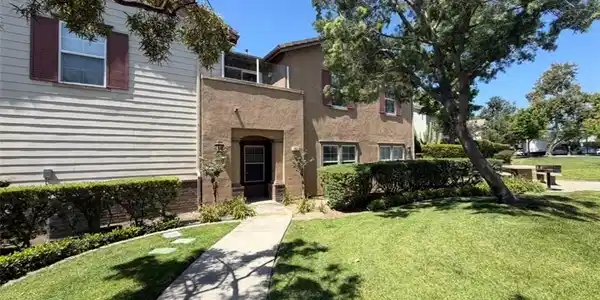 7331 Shelby Pl #102