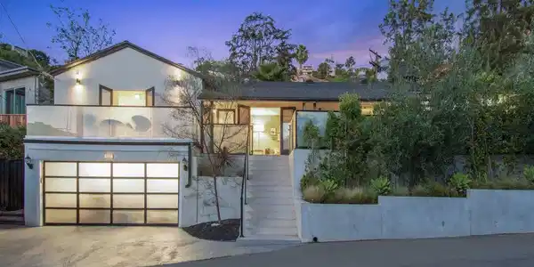 1601 Sunset Plaza Drive