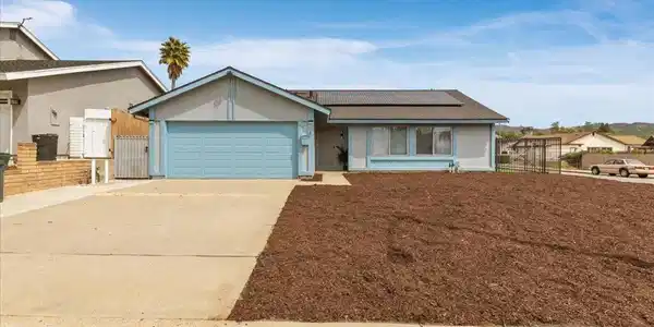 13423 Floral Ave