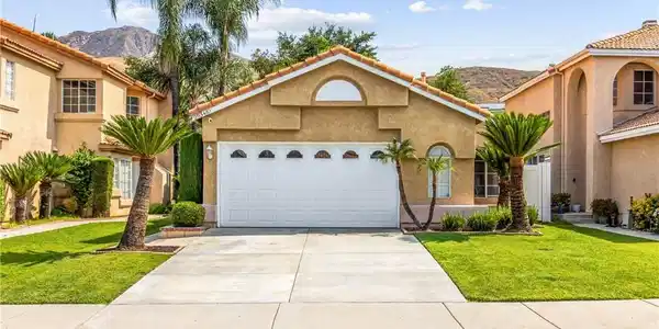 29346 Crest View Lane