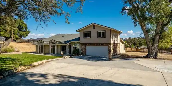 9190 La Paz Road