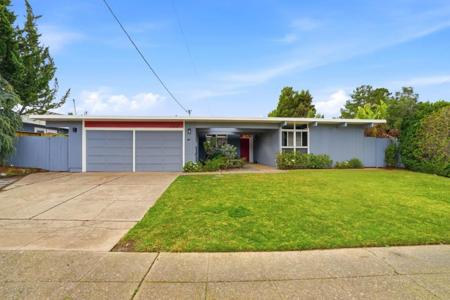 1712 Lexington Avenue