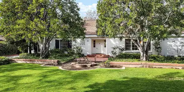 2205 Chaucer Road