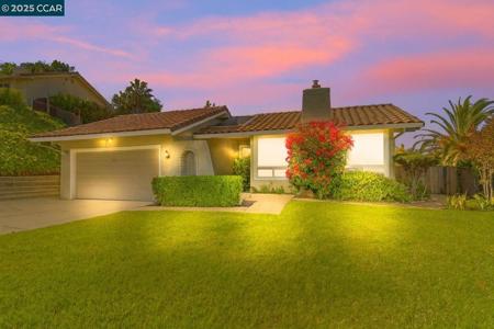 11448 Cresta Ln