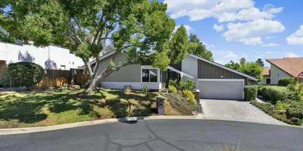17233 Cuvee Ct