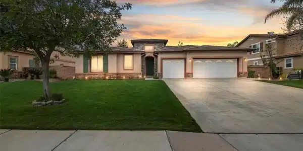 9509 Paradise
