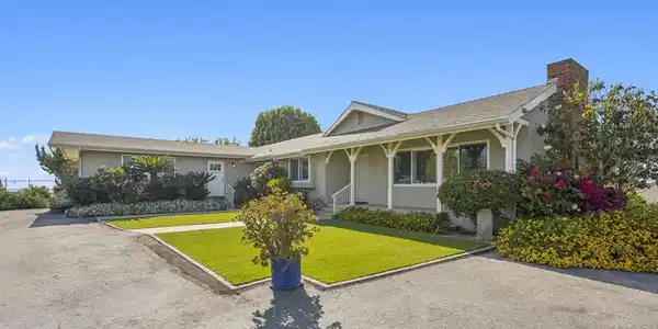 32542 Aquaduct Road