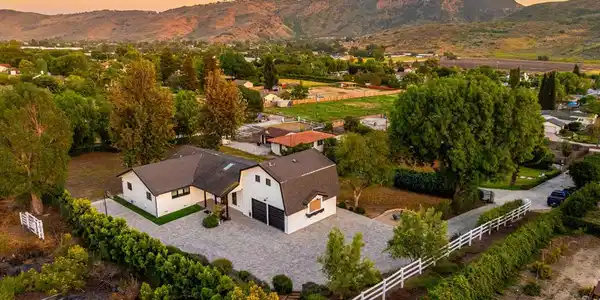 2474 Barbara Drive