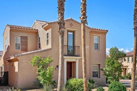 451 Paseo Del Corazon