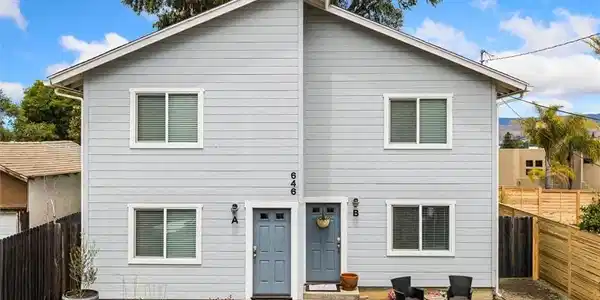 646 Perkins Lane