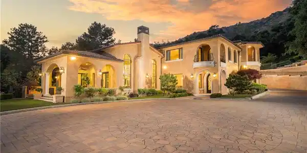 1051 Oak Canyon Lane